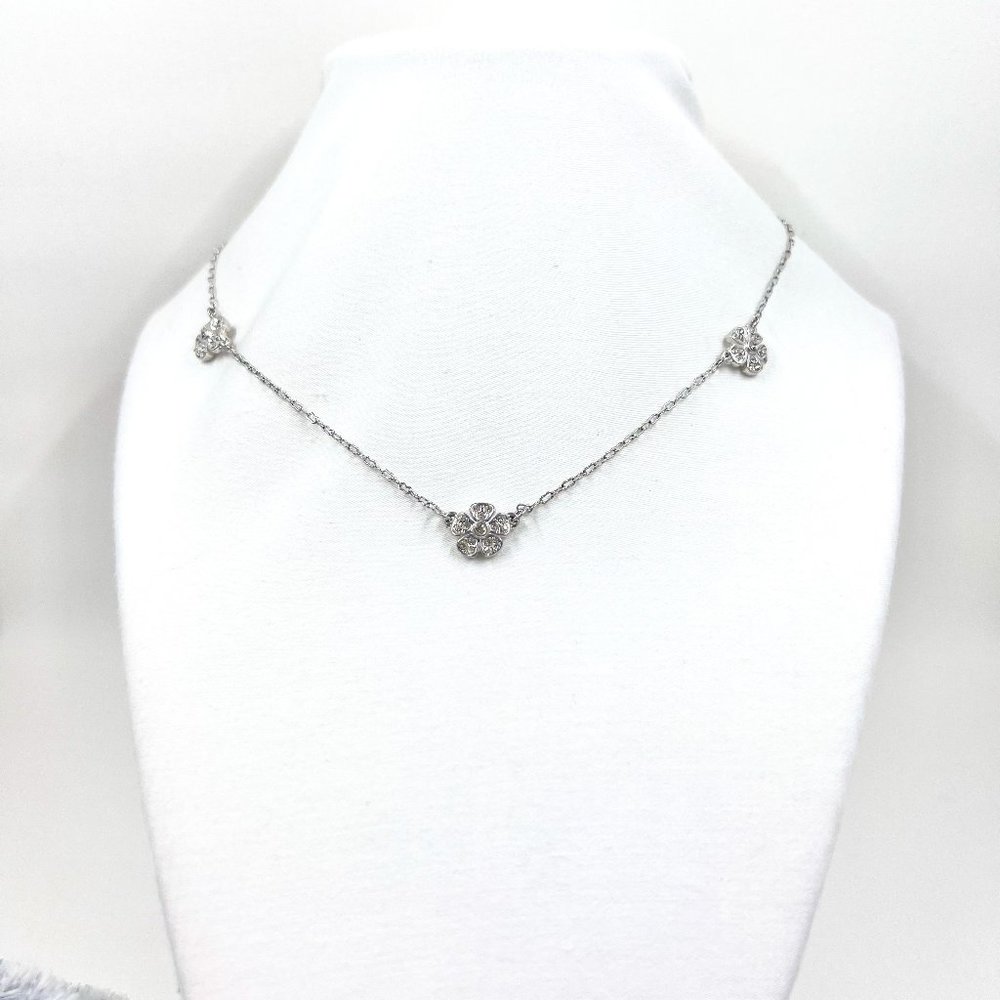 NWOT - NY & CO - Jeweled Flower Charms Silver Tone 16” Chain Necklace